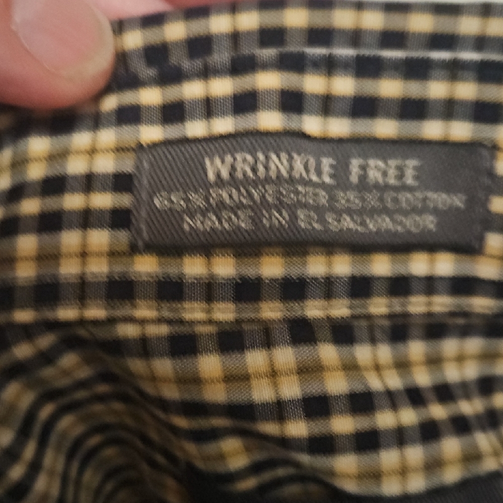 3/$35 Van Heusen Men's Plaid Shirt - Black and Cream - Picture 7 of 11